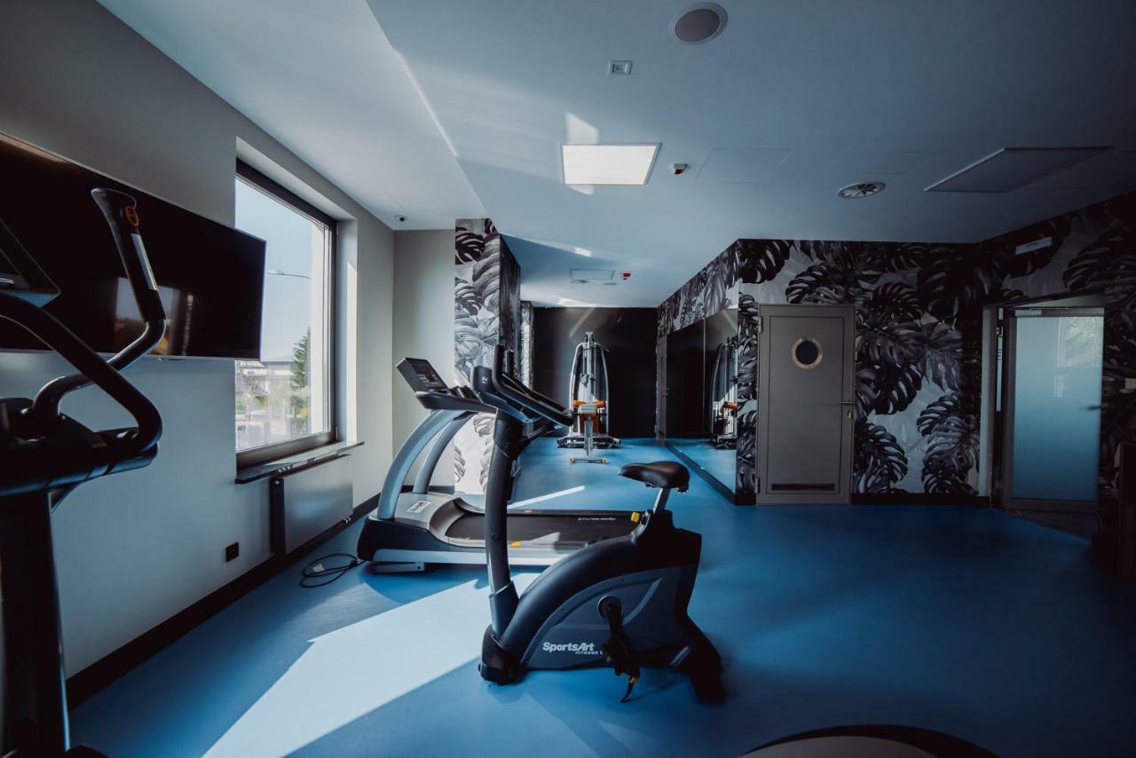Hotel Evva Tarnobrzeg Esterno foto